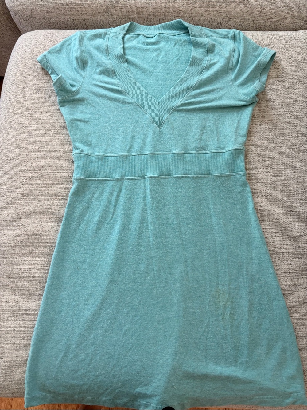 lululemon athletica Mint Green V‑Neck Cap Sleeve Dress